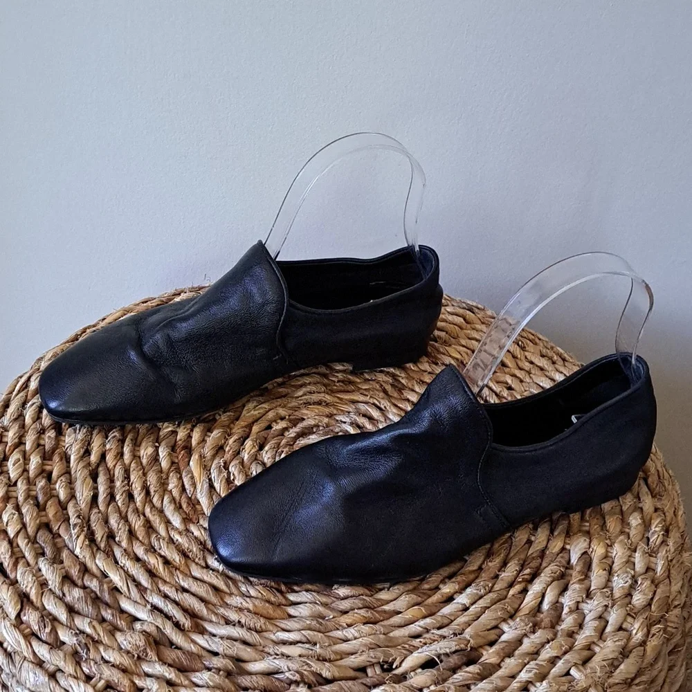 NWOT Aquatalia Womens Revy Black‎ Soft Napa Leather Slipper Loafers S-6.5